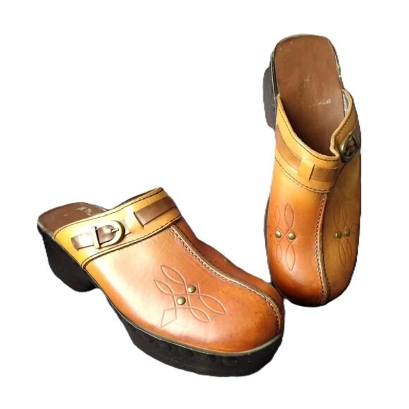 Vintage Leather Clogs Men's Size 8.5 / 9 Mules Shoes Heavy Chunky Retro Hippie - Picture 1 of 10